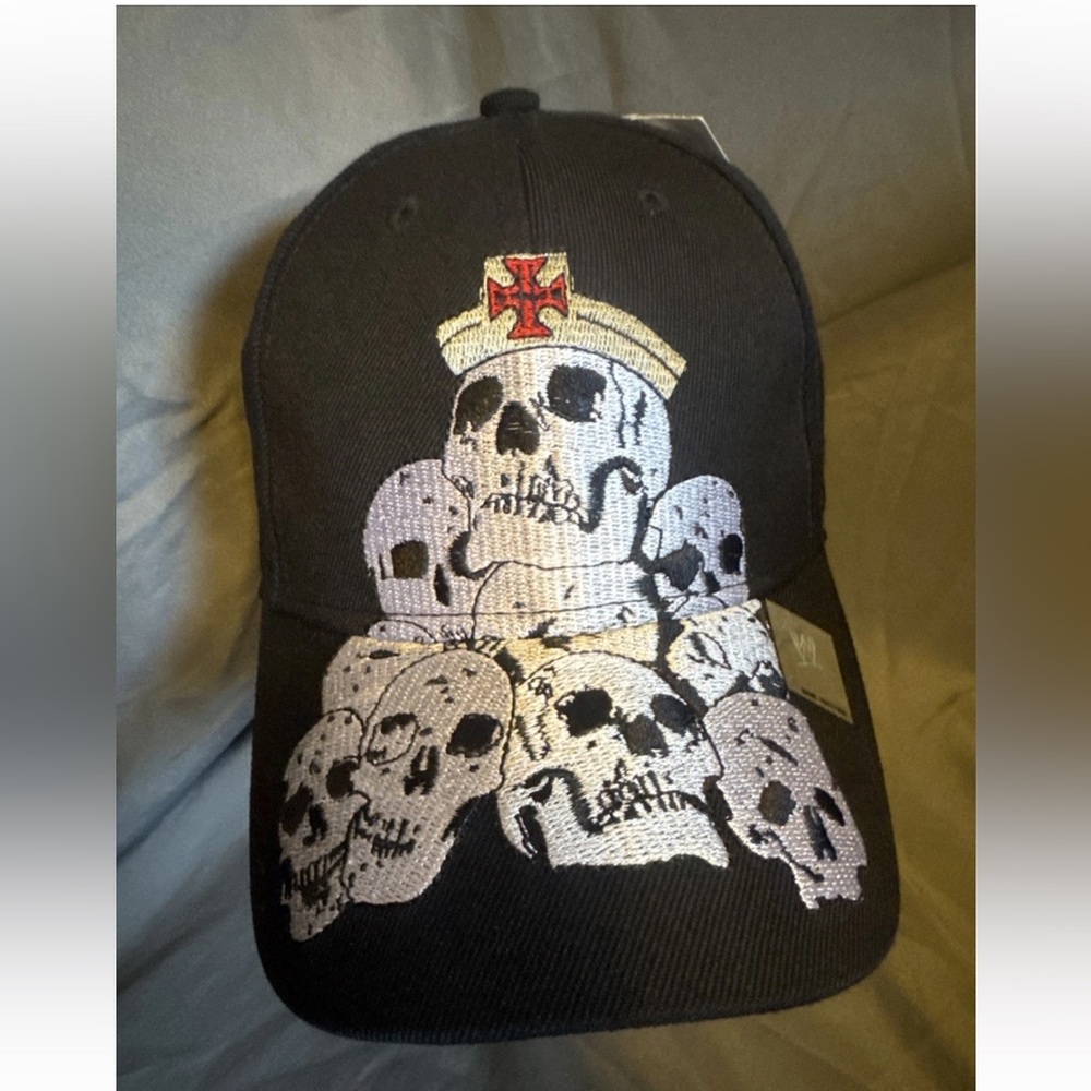 Vintage WWE Rare Triple H Wrestling Stacked Skulls Adjustable Collectors Hat NWT